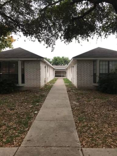 Main picture of 6700 N 7th Ct