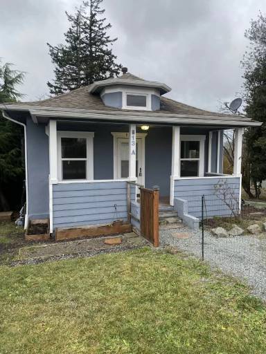 Main picture of 513 N 1st St
