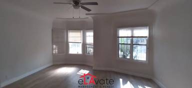 Main picture of 2646 Vineyard Ave