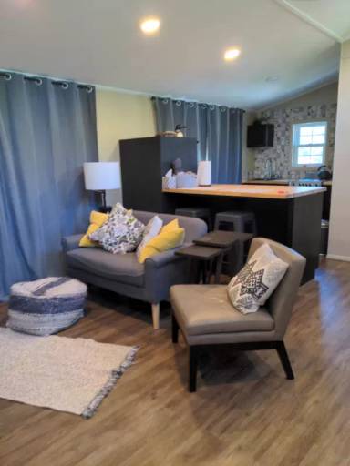Main picture of 680 1st Avenue East N