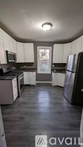 Main picture of 2438 W 25th St