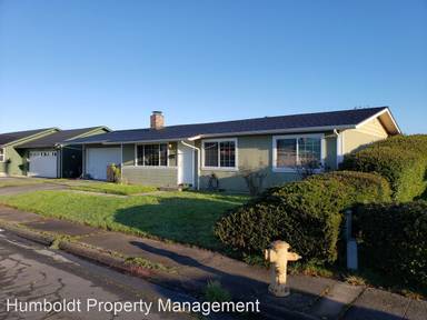 Main picture of 2110 Frederick Ave