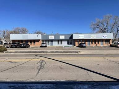 Main picture of 311 W 24th St