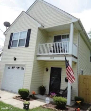 Main picture of 913 Barton St