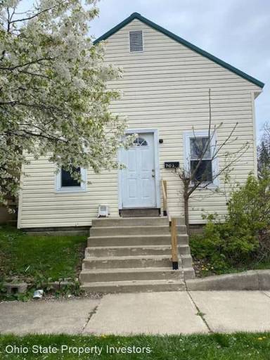 Main picture of 701 E Paint St