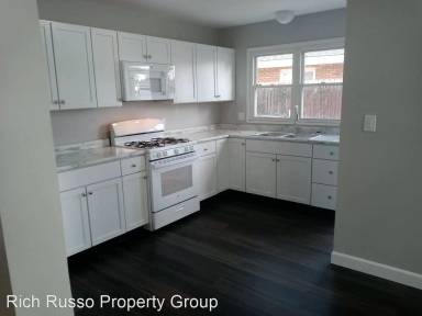 Main picture of 378 Pineview Dr