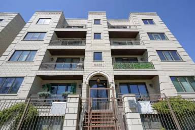 Main picture of 6438 S Woodlawn Ave