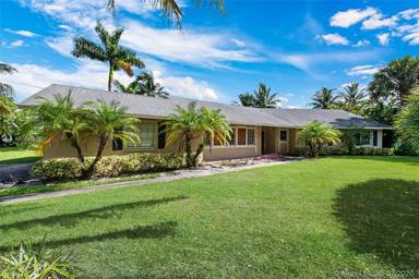 Main picture of 10013 SW 57th Ct