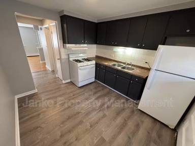 Main picture of 2104 S 17th Ave