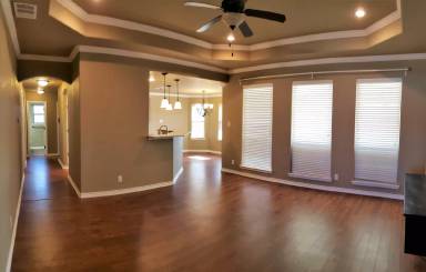 Main picture of 3600 Breeder Ln