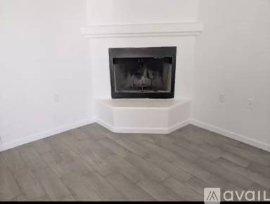 Main picture of 453 E Blacklidge Dr