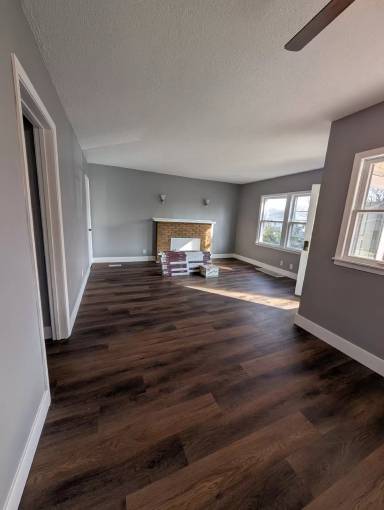 Main picture of 621 SW Oakley Ave