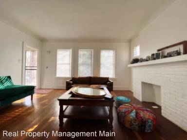 Main picture of 2318 Ford St