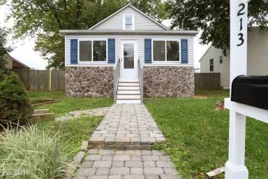 Main picture of 213 Cresswell Rd