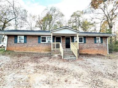 Main picture of 122 Molette St
