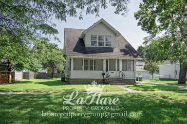 Main picture of 613 Locust St