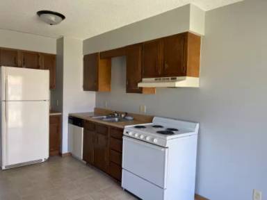 Main picture of 8701 N Raintree Ct