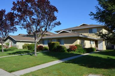 Main picture of 421 W Santa Ana Ave