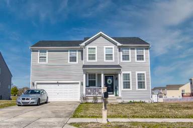 Main picture of 32 Brielle Way