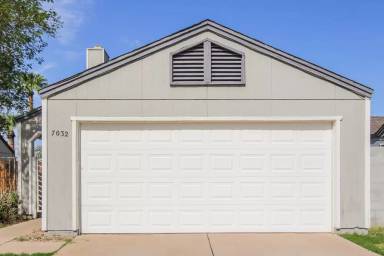 Main picture of 7032 S 44th St