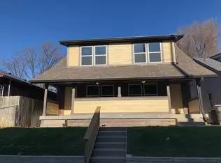 Main picture of 1006 E Palmer St