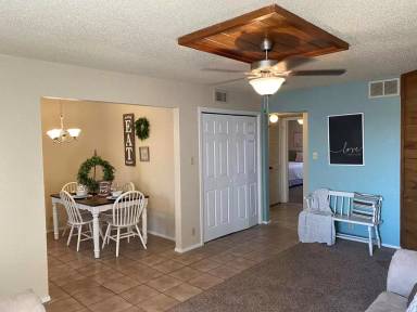 Main picture of 1201 Redwood Dr