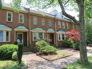 Main picture of 317 Shirley Ave