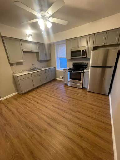 Main picture of 737 Allegheny River Blvd