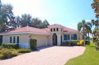 Main picture of 205 Cipriani Way
