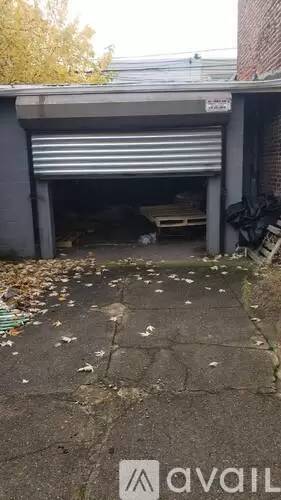 Main picture of 2700 E Indiana Ave