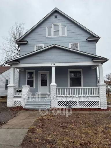 Main picture of 734 SW Lindenwood Ave