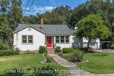 Main picture of 3 Wedgepark Rd