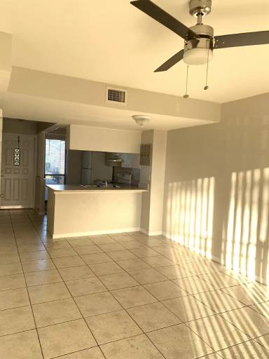Main picture of 811 SE 12th Ave