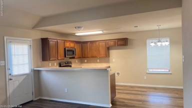 Main picture of 107 Breanna Way