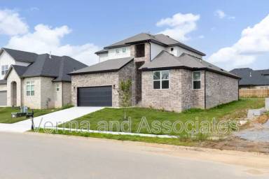 Main picture of 1081 Whistler St