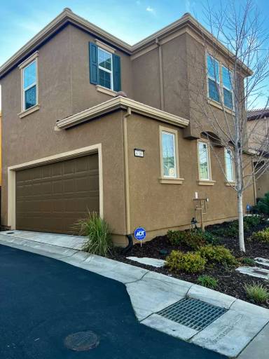 Main picture of 4700 Ocean Ln