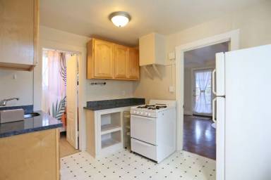 Main picture of 757 Douglass St