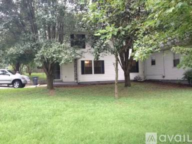 Main picture of 1132 McChesney Ave