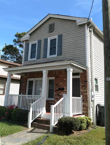 Main picture of 424 Middlesex St