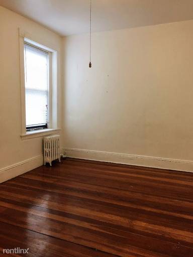 Main picture of 868 Huntington Ave