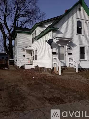 Main picture of 83 Elkins St