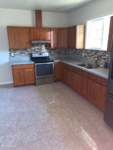 Main picture of 155 Hiolani St