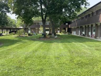 Main picture of 900 8th St