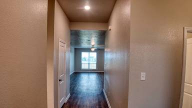 Main picture of 2200 John Ross Ct