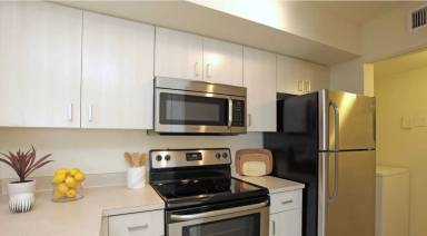 Main picture of 11100 SW 6th St