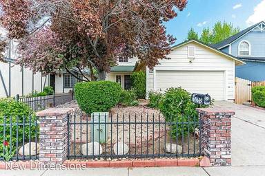 Main picture of 2122 Fargo Way