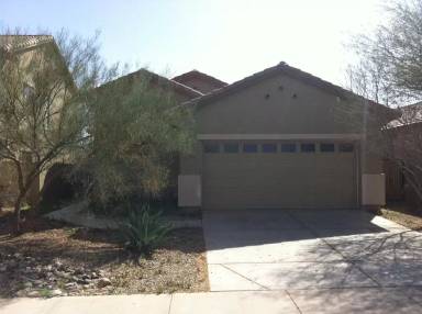 Main picture of 913 E Doris St
