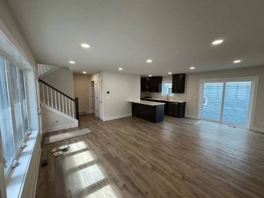 Main picture of 2108 N Cambridge Ave