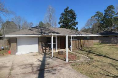 Main picture of 606 Belview Rd