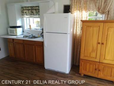 Main picture of 211 Carl St